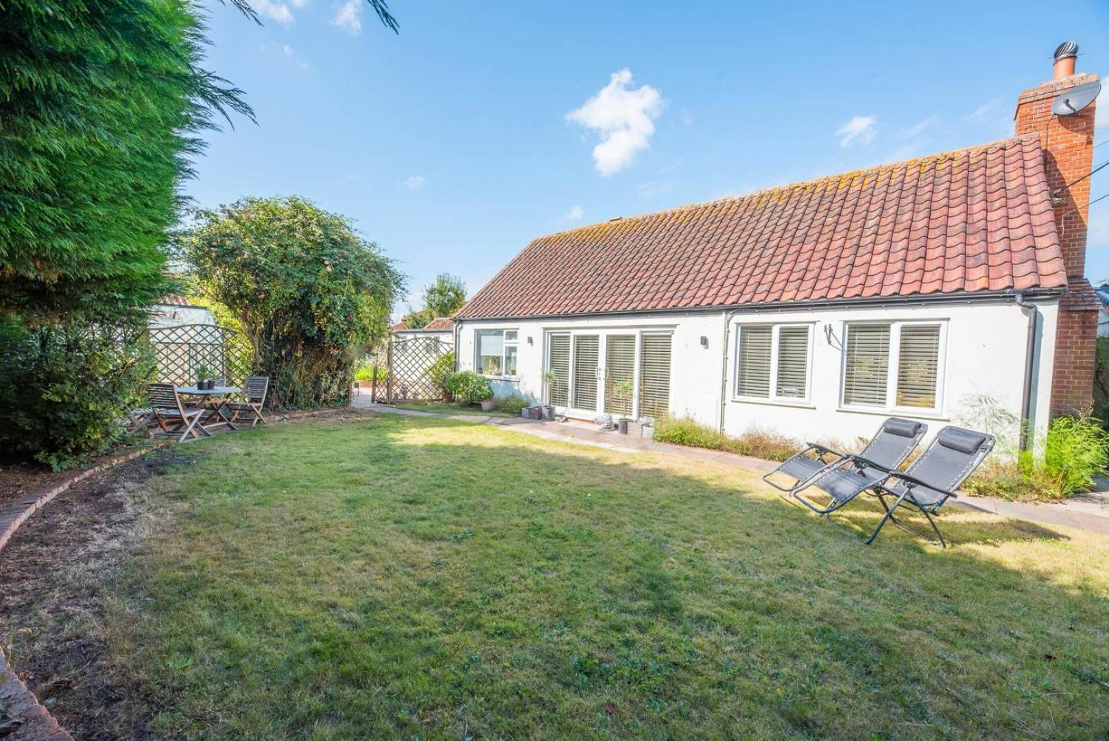 Saxon Cottage, Friston Extérieur photo